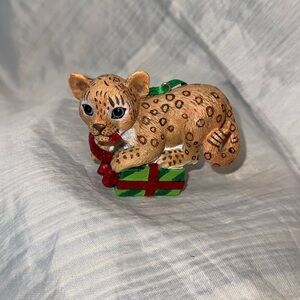 Leopard Danbury Mint Baby Animals Ornament